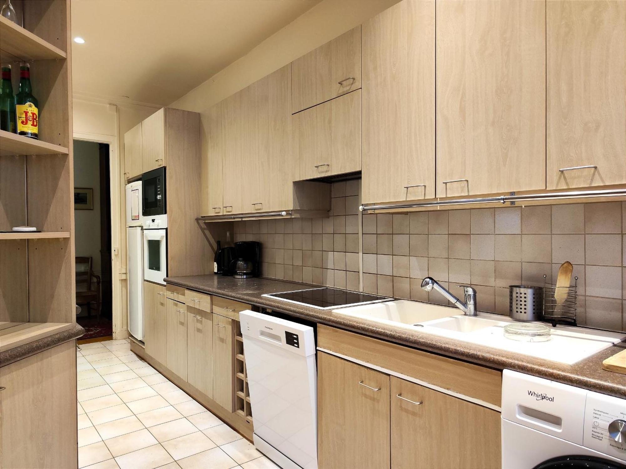 Peaceful 15th With Metro Access Parigi