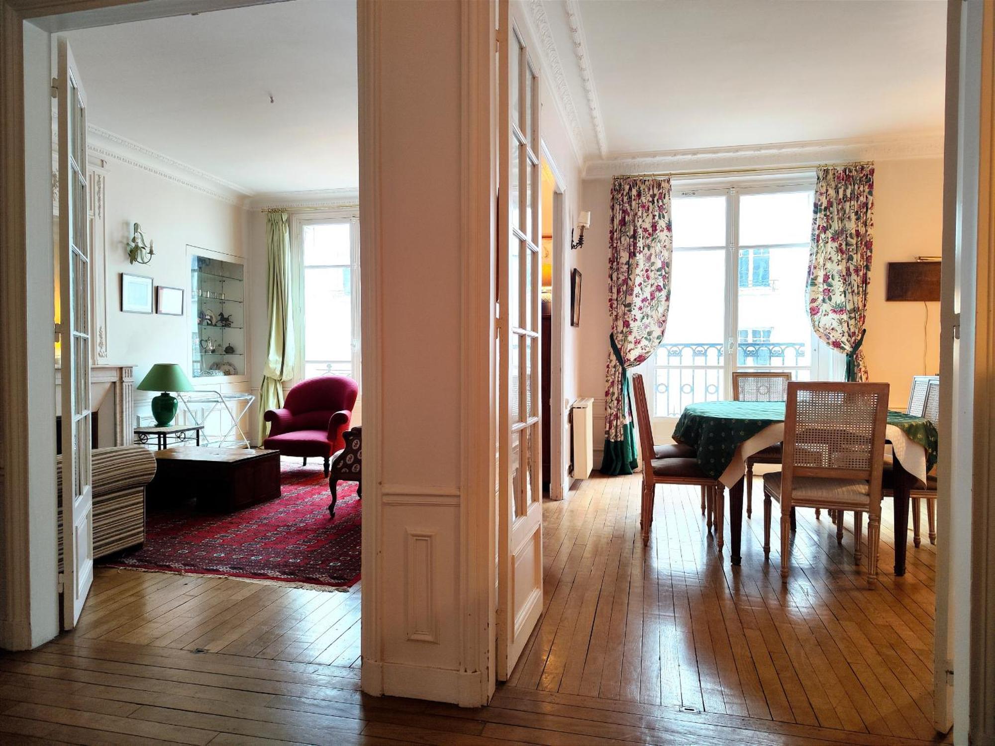 Peaceful 15th With Metro Access Appartamento Parigi