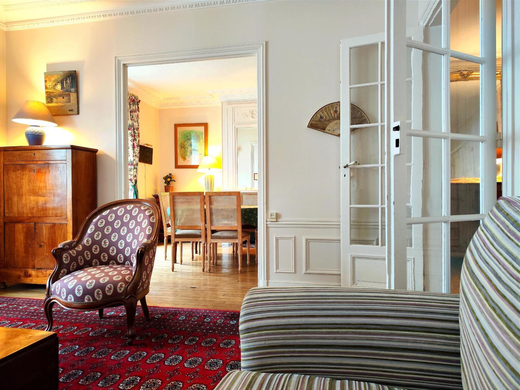 Peaceful 15th With Metro Access Appartamento *