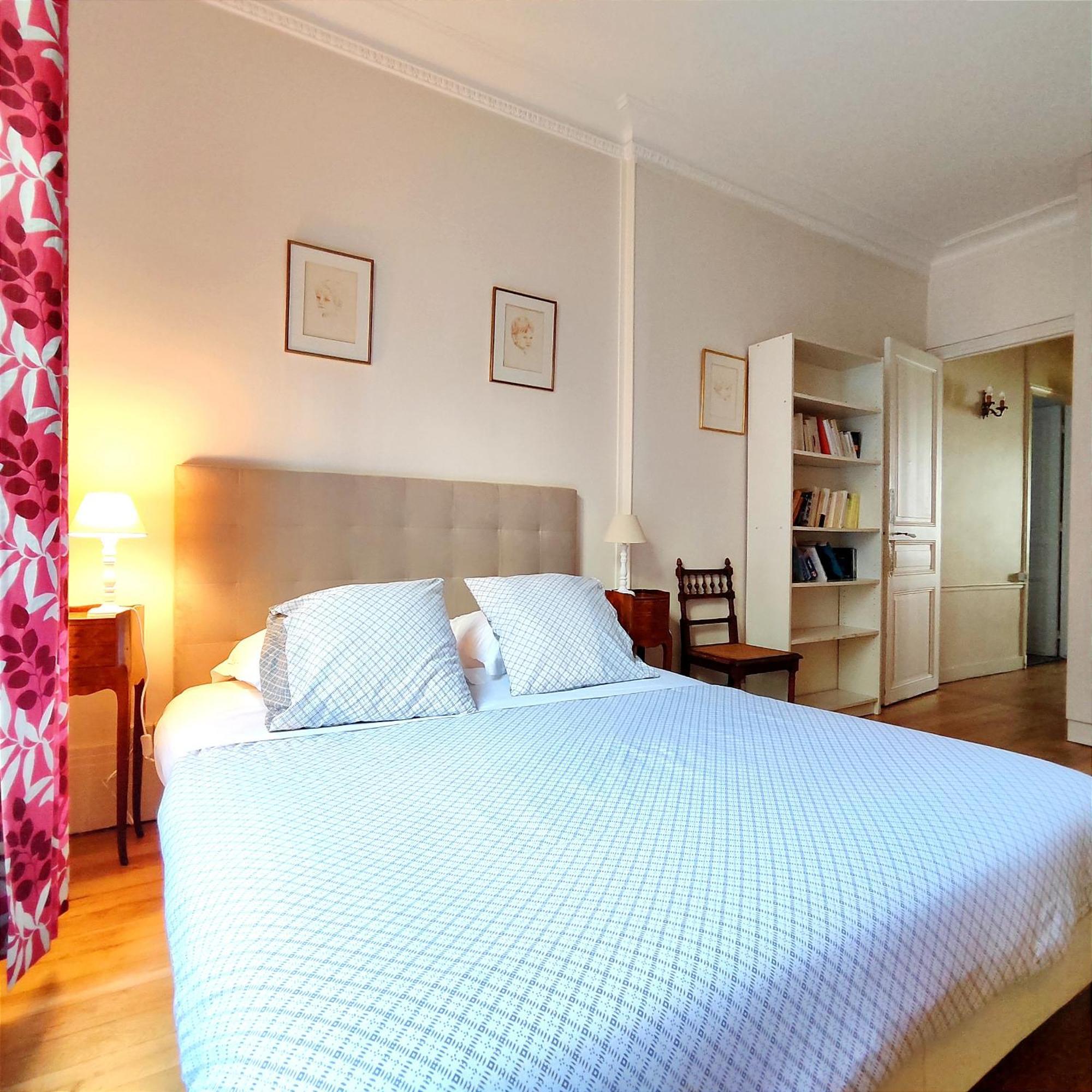 Peaceful 15th With Metro Access